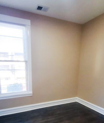 1540 N KEELER Avenue, Chicago, IL 60651