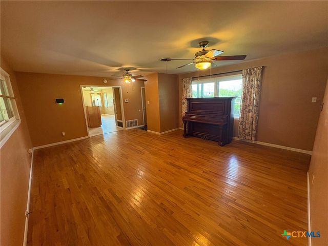 2115 Urbantke Lane, Copperas Cove, TX 76522