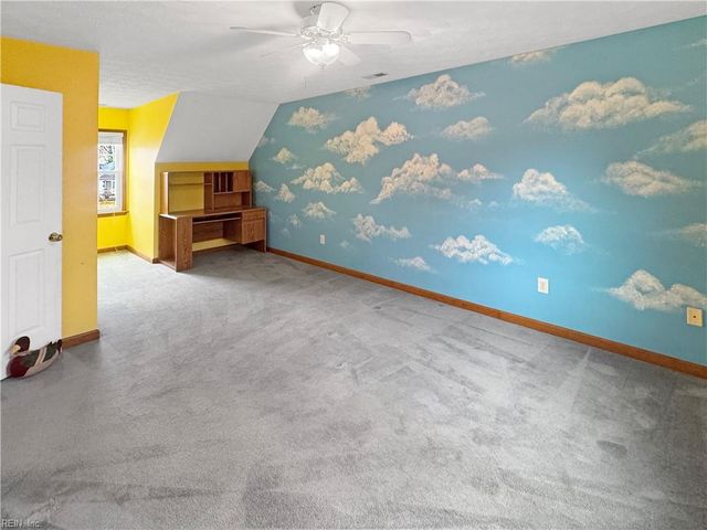 7971 Laura Ann LN, Hayes, VA 23072