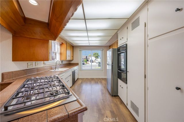 1540 N Helen Court, Ontario, CA 91762