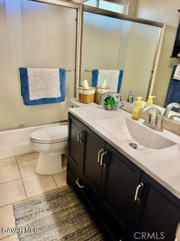 4049 Saddleback, Palmdale, CA 93552