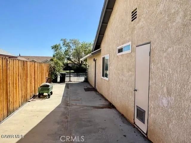 4049 Saddleback, Palmdale, CA 93552