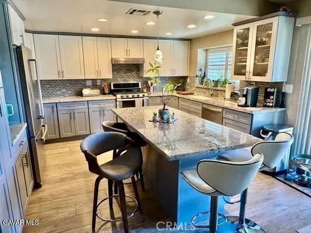 4049 Saddleback, Palmdale, CA 93552