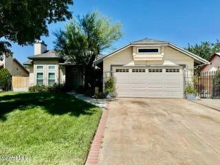 4049 Saddleback, Palmdale, CA 93552