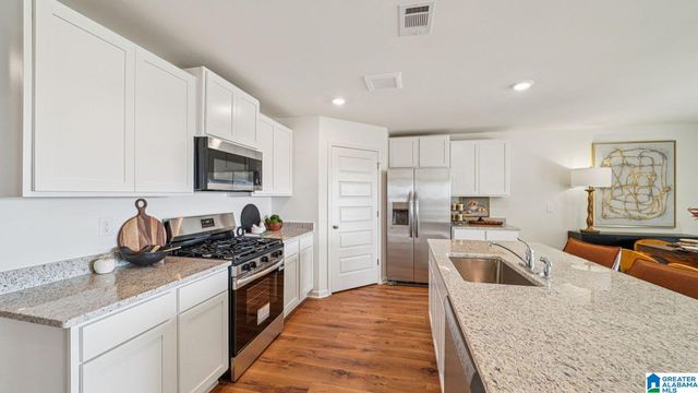 4155 COAL CREEK LOOP, Mount Olive, AL 35117