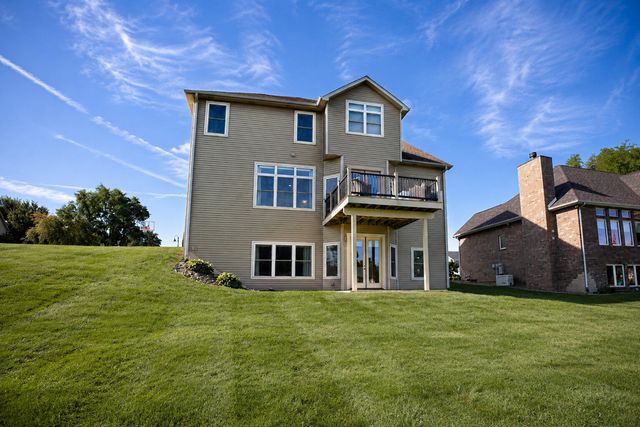 58 E Levanno Drive E, Crown Point, IN 46307