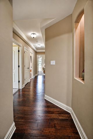 58 E Levanno Drive E, Crown Point, IN 46307