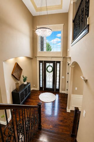 58 E Levanno Drive E, Crown Point, IN 46307