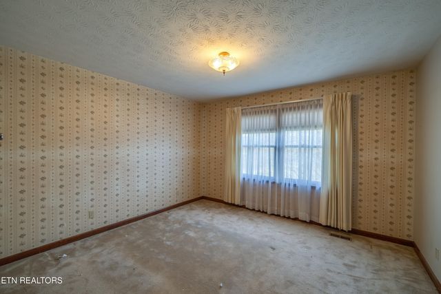 228 McCarter Lane, Cumberland Gap, TN 37724