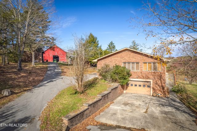 228 McCarter Lane, Cumberland Gap, TN 37724