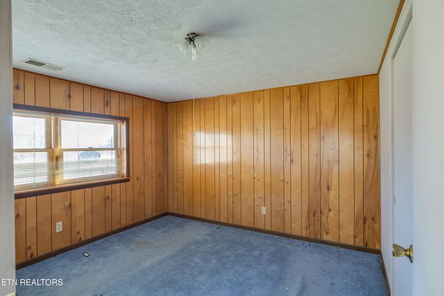 228 McCarter Lane, Cumberland Gap, TN 37724