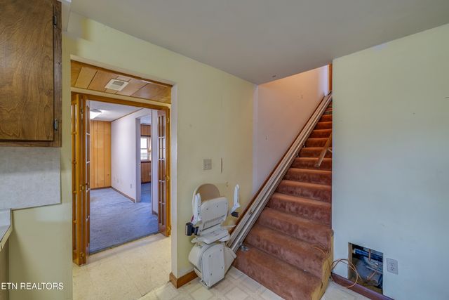 228 McCarter Lane, Cumberland Gap, TN 37724