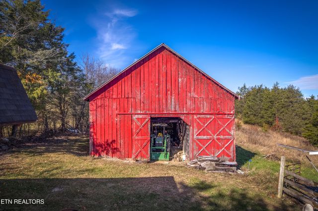 228 McCarter Lane, Cumberland Gap, TN 37724