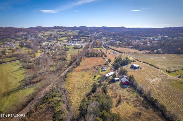 228 McCarter Lane, Cumberland Gap, TN 37724