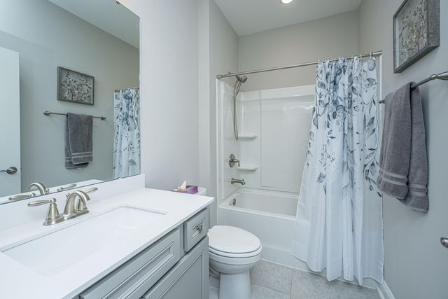 241 Garden Gate Way, Summerville, SC 29486