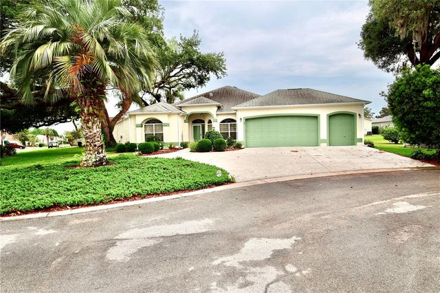 532 CARRERA DRIVE, Lady Lake, FL 32159