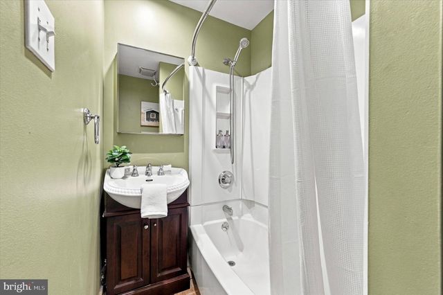895 N JUDSON ST, Philadelphia, PA 19130
