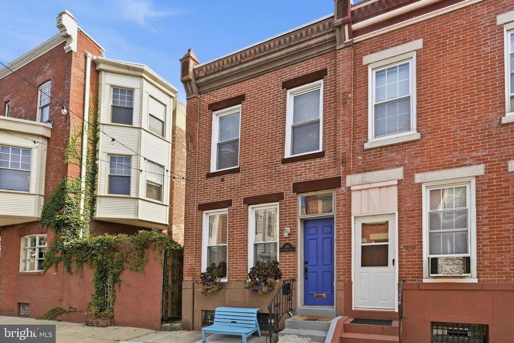895 N JUDSON ST, Philadelphia, PA 19130 — photo 2