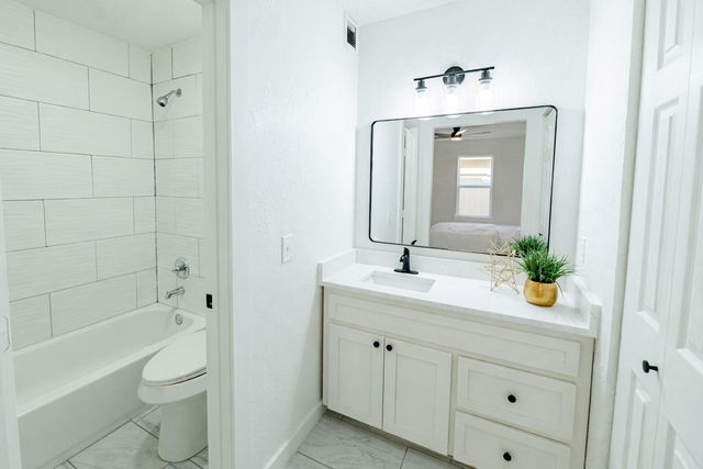 9106 Akron Avenue, Lubbock, TX 79423