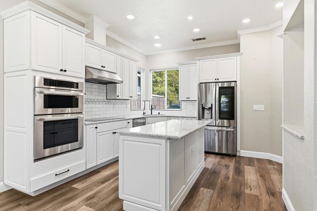 462 Chablis Way, Manteca, CA 95337