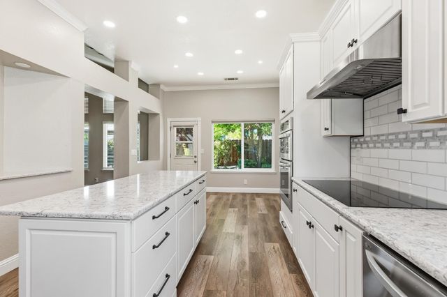 462 Chablis Way, Manteca, CA 95337