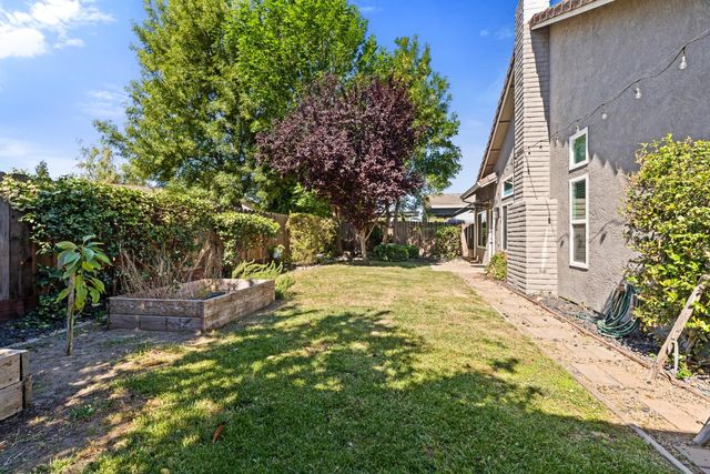 462 Chablis Way, Manteca, CA 95337