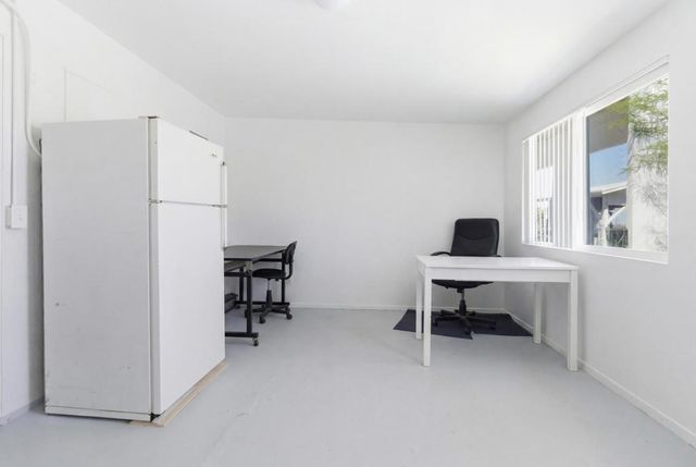 994 Sea Crest Place, Thermal, CA 92274