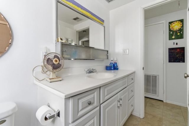 994 Sea Crest Place, Thermal, CA 92274