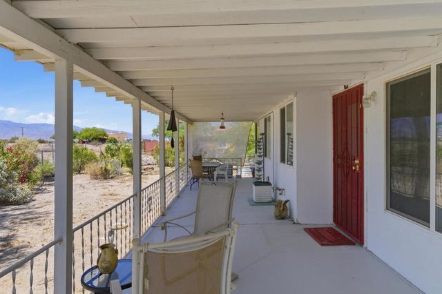 994 Sea Crest Place, Thermal, CA 92274