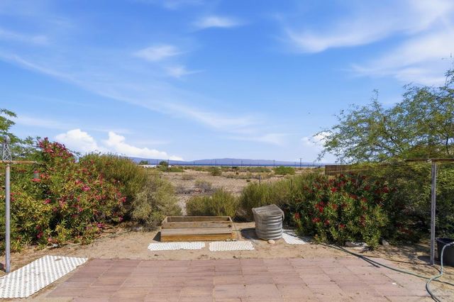 994 Sea Crest Place, Thermal, CA 92274