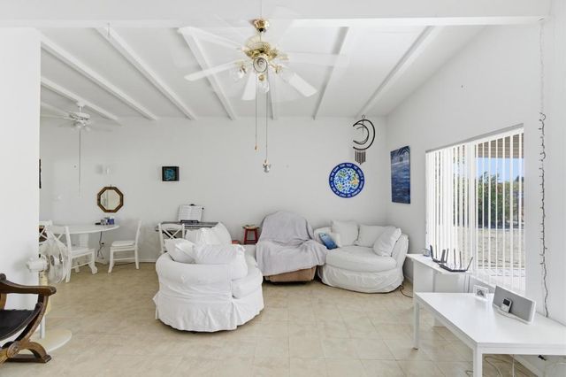 994 Sea Crest Place, Thermal, CA 92274