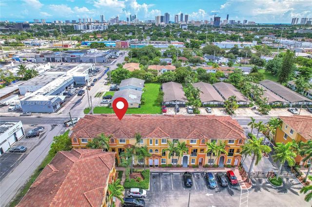 121 NW 2nd Ave 4, Hallandale Beach, FL 33009