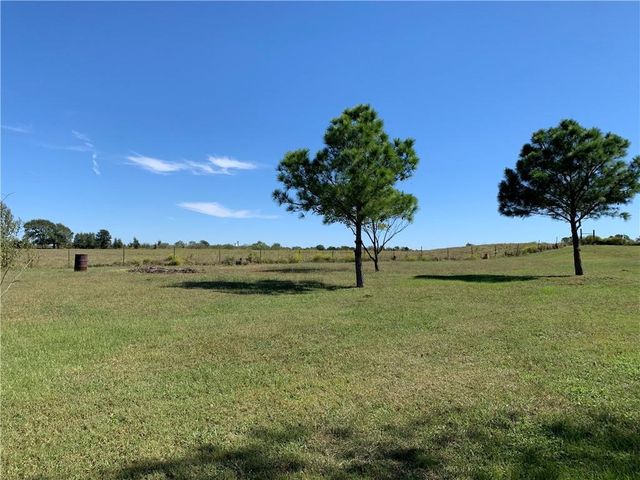 171 N Main ST N, Paige, TX 78659