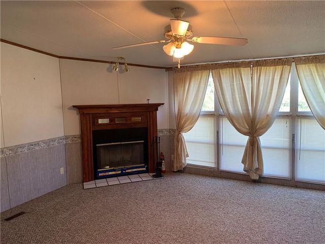 171 N Main ST N, Paige, TX 78659