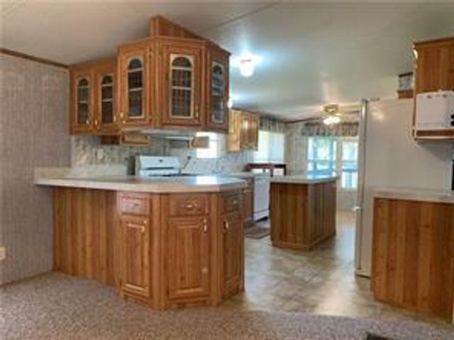 171 N Main ST N, Paige, TX 78659