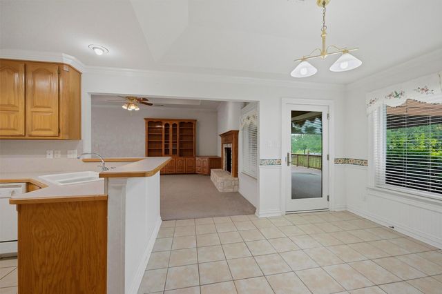 1005 Catalina Drive, Bells, TX 75414