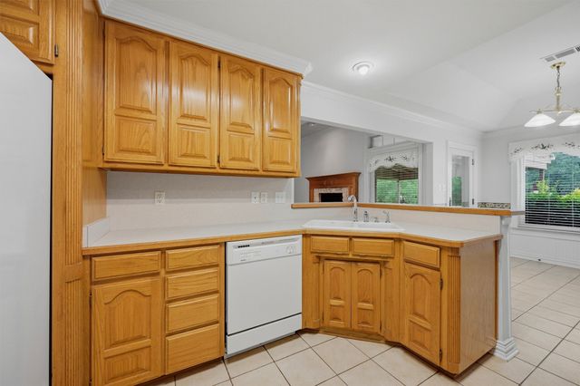 1005 Catalina Drive, Bells, TX 75414