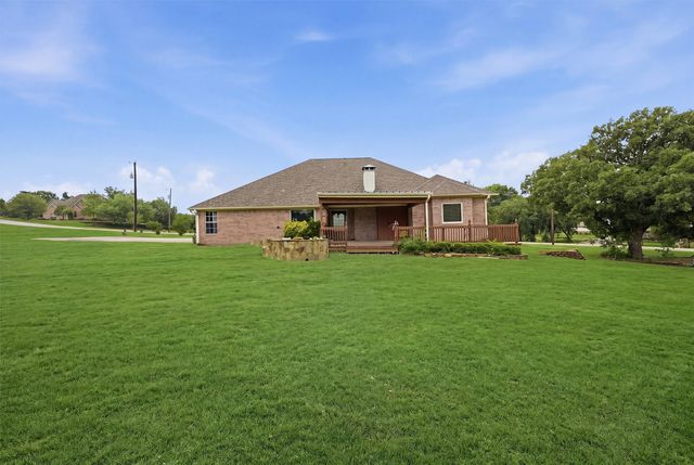1005 Catalina Drive, Bells, TX 75414