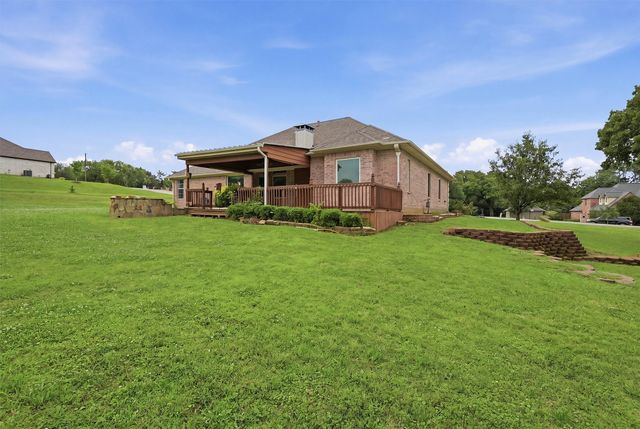 1005 Catalina Drive, Bells, TX 75414