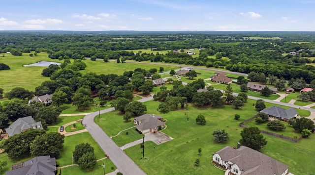 1005 Catalina Drive, Bells, TX 75414