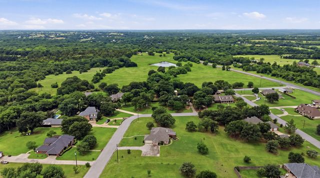 1005 Catalina Drive, Bells, TX 75414