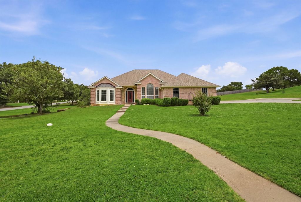 1005 Catalina Drive, Bells, TX 75414