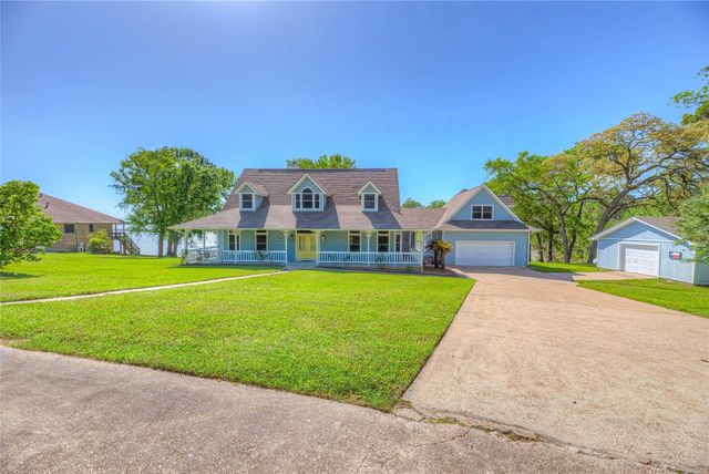 331 Memphis Bell, Trinity, TX 75862