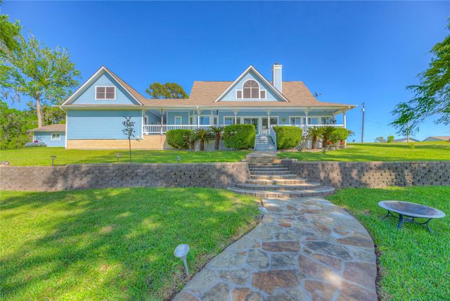 331 Memphis Bell, Trinity, TX 75862