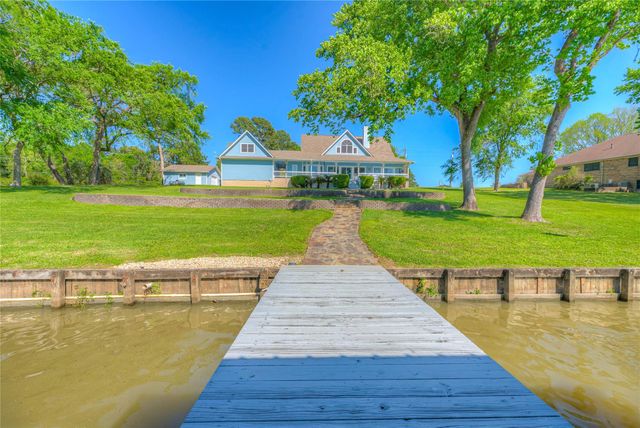 331 Memphis Bell, Trinity, TX 75862