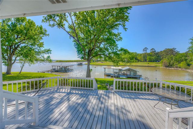 331 Memphis Bell, Trinity, TX 75862