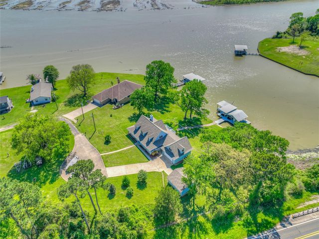 331 Memphis Bell, Trinity, TX 75862