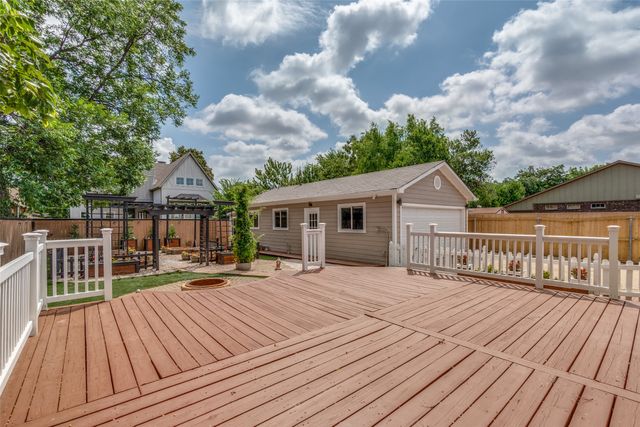 5106 Stoneleigh Avenue, Dallas, TX 75235