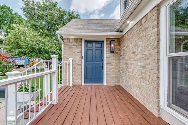 5106 Stoneleigh Avenue, Dallas, TX 75235