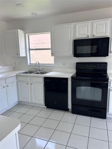 2608 SPRING HILL DRIVE, Kissimmee, FL 34743